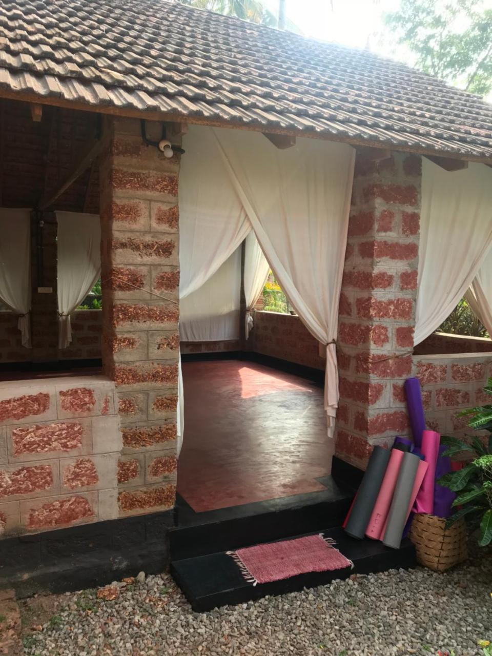 The First Place Yogaresort, Odayam فاركَالا المظهر الخارجي الصورة